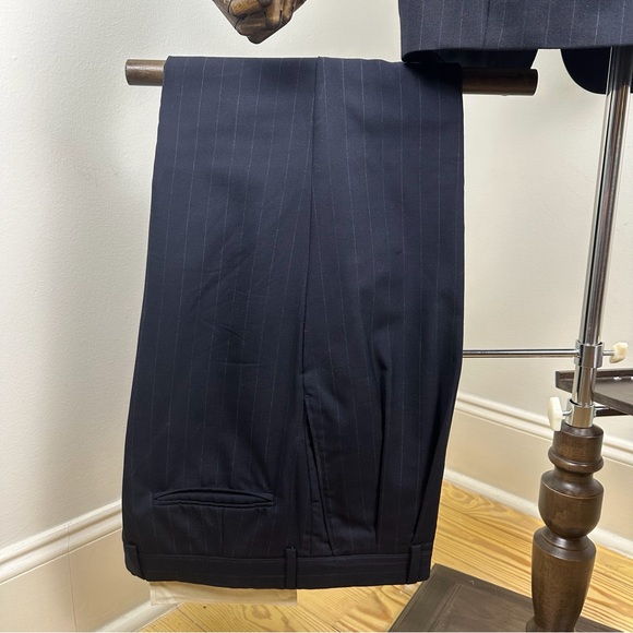 Vintage Chaps Navy Pin-Striped Wool 2-Button 2-Piece Suit Sz 44R - Picture 8 of 15